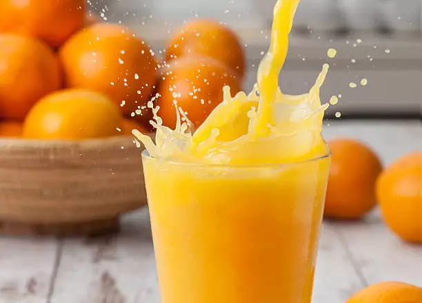 Orange Juice-HPP Preserves Fresh Taste and Color